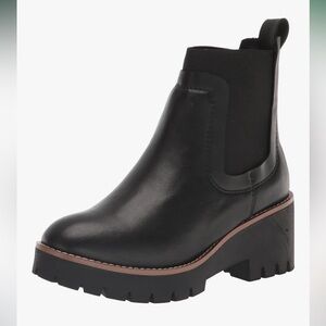Blondo | Dyme Waterproof Chelsea Boots | Black | Size 9